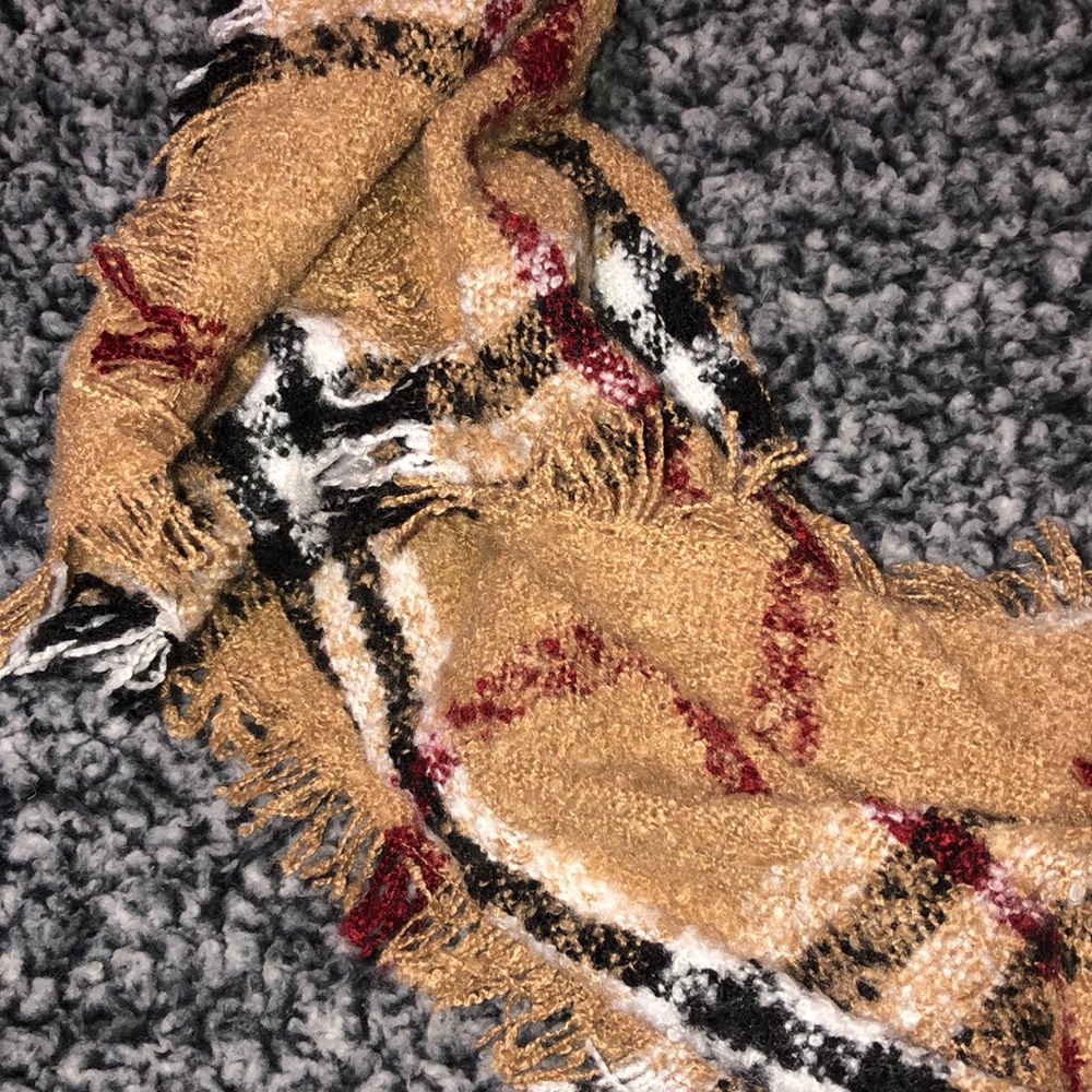 Scarf - Picture 2 of 2